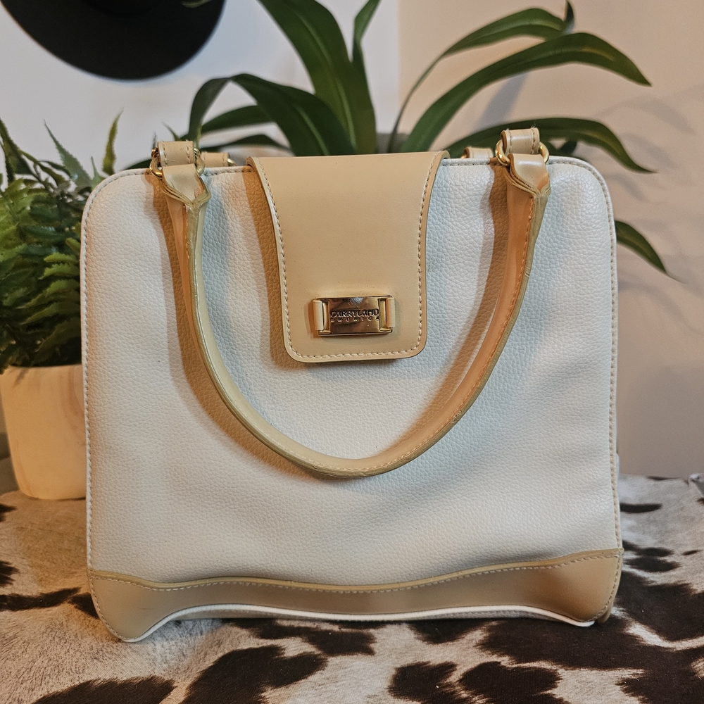 Carryland White and Tan Handbag